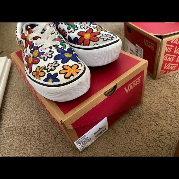 Platform vans - Picture 6 of 7